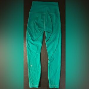 Lululemon Wunder Train high Rise 25 in